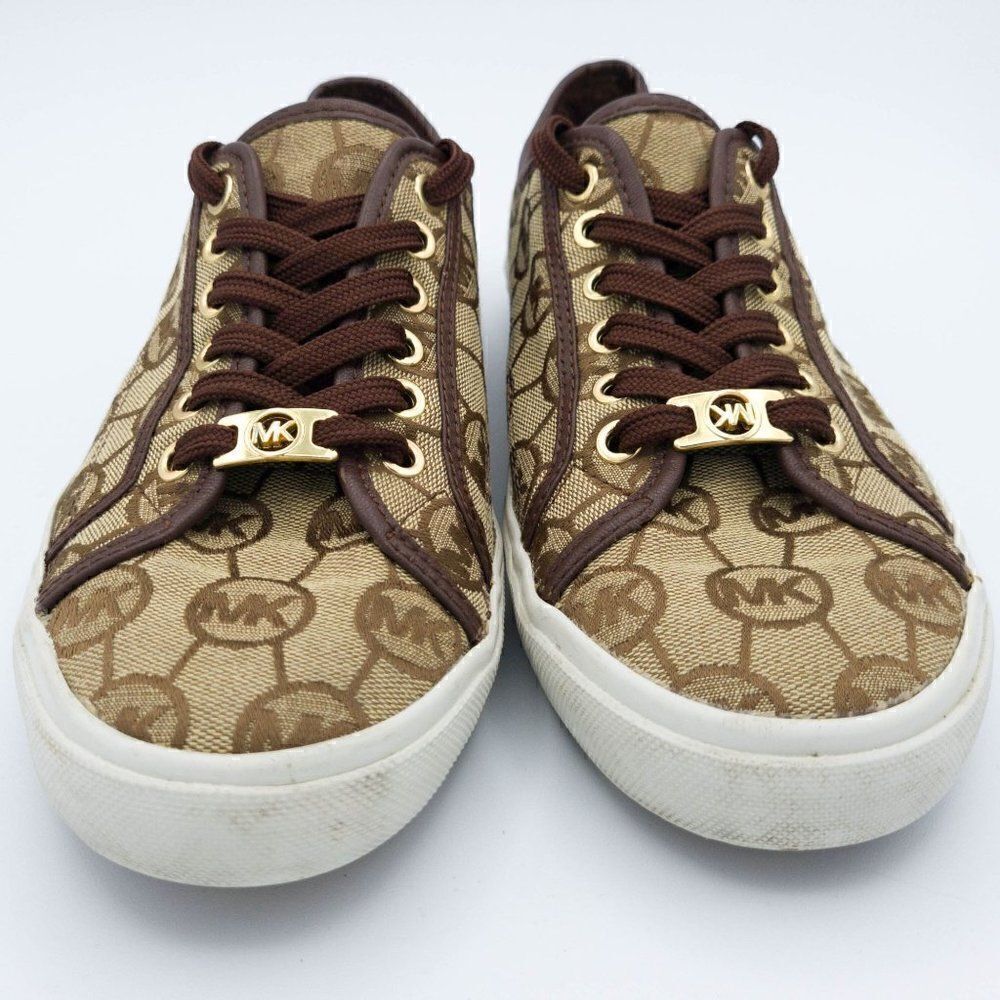 Micheal Kors Logo Shoes Size(8.5)